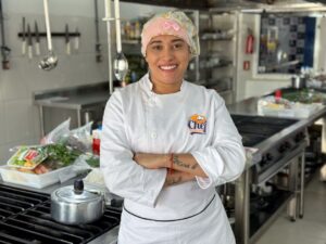 Leia mais sobre o artigo Seduc lança 2ª edição da competição ‘SuperChef da Educação – Melhores receitas 2024’