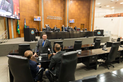 No momento, você está visualizando Deputados aprovam a obrigatoriedade de uniforme nas escolas estaduais
