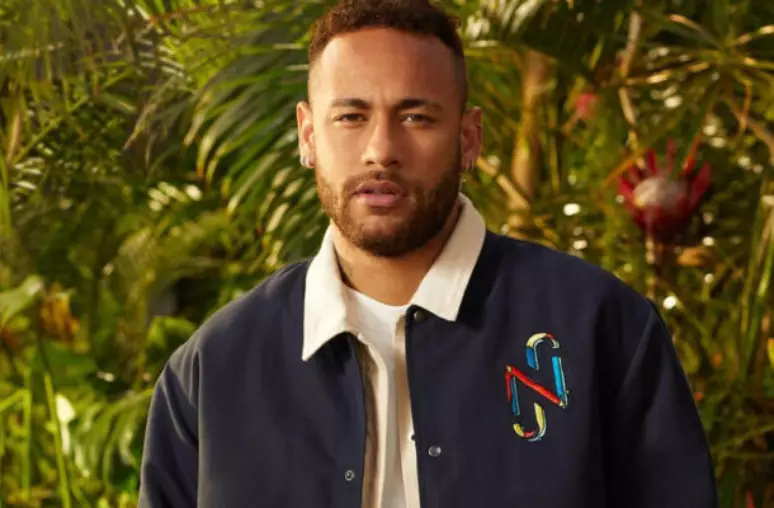 No momento, você está visualizando Lista da Forbes e investimentos; como Neymar usa a sua fortuna