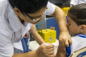 Leia mais sobre o artigo Saúde e Educação se mobilizam para imunizar todas as crianças em Rondonópolis
