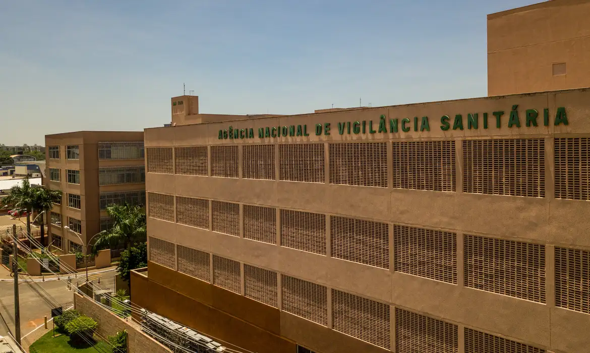 No momento, você está visualizando CFM pede que Anvisa libere uso de fenol por médicos