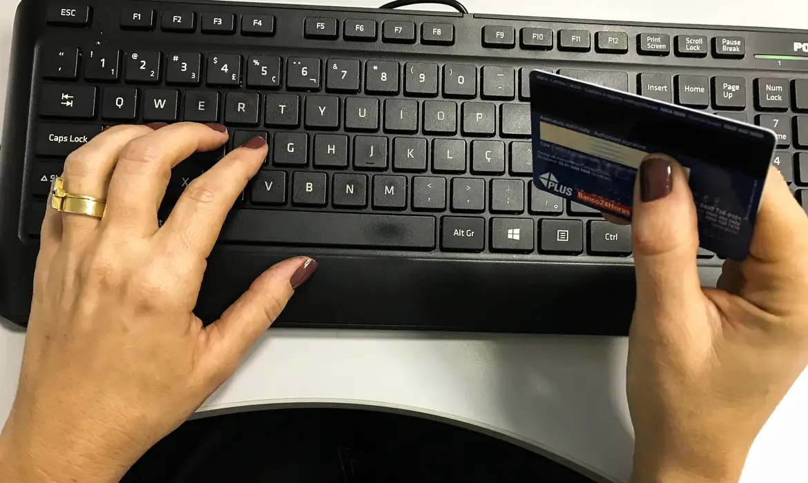 No momento, você está visualizando Taxa para compras de até US$ 50 não incidirá sobre medicamentos