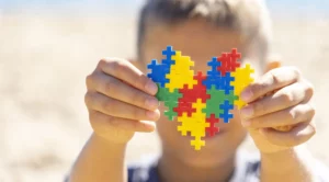 Leia mais sobre o artigo Autismo pode estar associado a alterações no microbioma intestinal, diz estudo