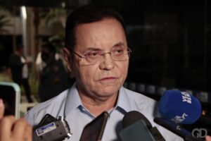 Leia mais sobre o artigo Ficou ao lado da gente no dia da morte chorando, diz Botelho