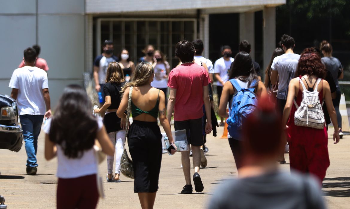 No momento, você está visualizando FIES: inscrições para vagas do segundo semestre terminam nesta terça-feira