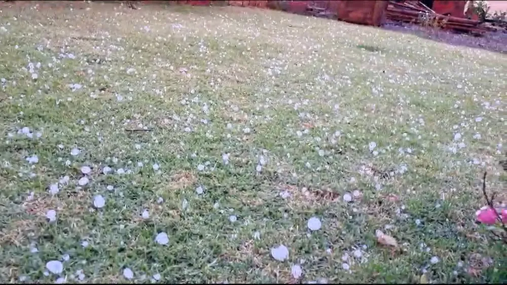 No momento, você está visualizando Internautas celebram chuva em mais uma cidade do interior de MT