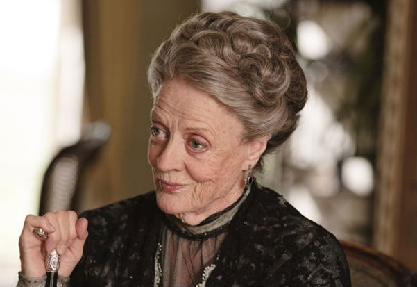 No momento, você está visualizando Maggie Smith, atriz de ‘Harry Potter’ e ‘Downton Abbey’, morre aos 89 anos