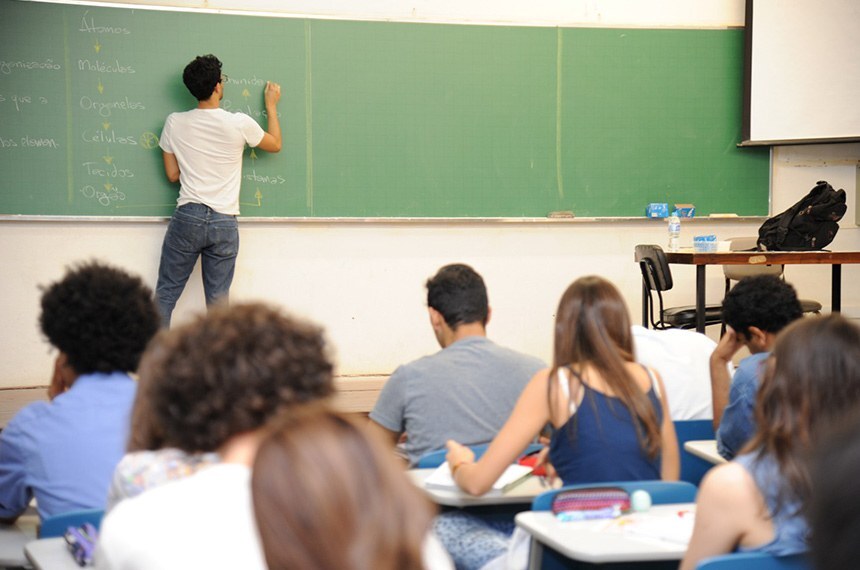 No momento, você está visualizando Governo sanciona lei que aumenta transparência e controle social na educação