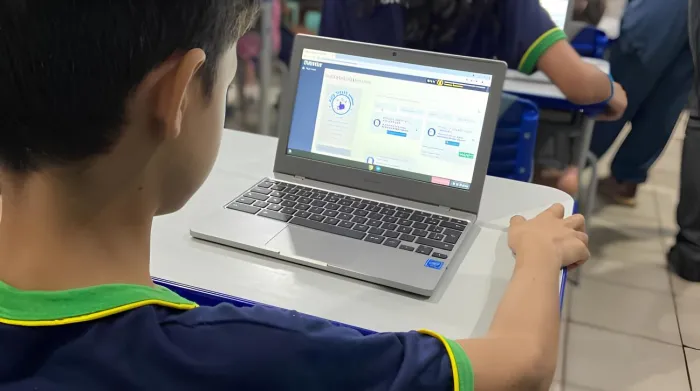 No momento, você está visualizando Cidade em Mato Grosso é pioneira na conclusão da avaliação do Mais Inglês MT utilizando Chromebook