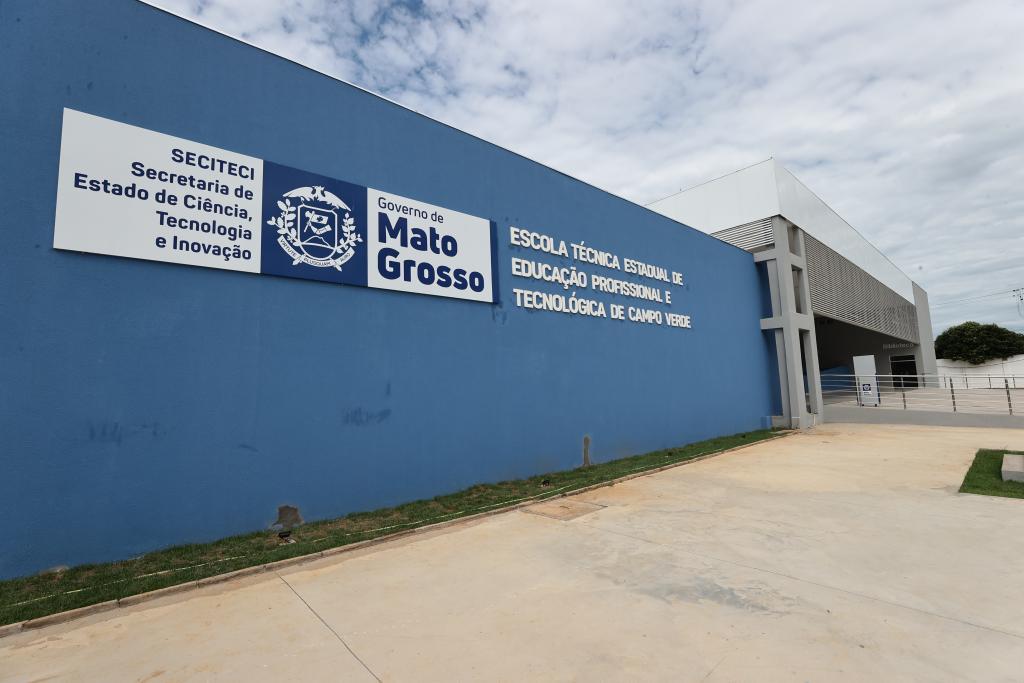 No momento, você está visualizando Processo seletivo tem 439 vagas para contratação de professores e técnicos