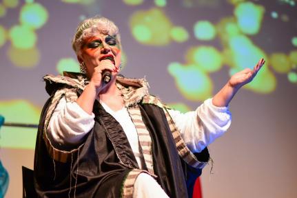 No momento, você está visualizando Teatro Zulmira Canavarros recebe recital solidário nesta quarta-feira (30)