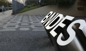 Leia mais sobre o artigo BNDES anuncia aprovação recorde de R$ 11,1 bilhões para projetos de inovação