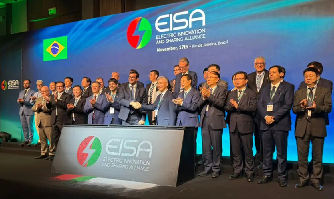 No momento, você está visualizando Brasil e China se juntam para troca de informação no setor elétrico