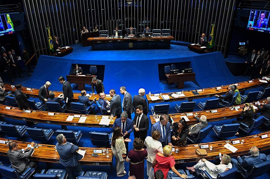 No momento, você está visualizando Senado aprova projeto que regula mercado de carbono