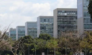 Leia mais sobre o artigo Déficit de contas públicas cai 80% em novembro se comparado com 2023