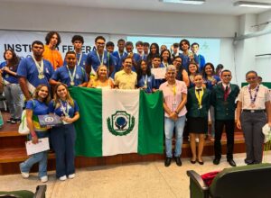 Leia mais sobre o artigo Rede de  ensino de MT recebe prêmio Olimpíada Nacional de Química