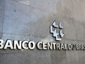 Leia mais sobre o artigo Bancos estimam Selic a 15% em junho, diz Febraban