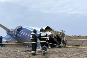 Leia mais sobre o artigo Caixas-pretas do avião da Embraer que caiu no Cazaquistão chegam ao Brasil