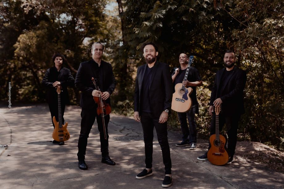 No momento, você está visualizando Grupo musical apresenta espetáculo Nossa Cuiabania nesta sexta