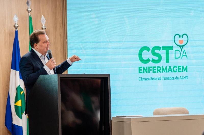 No momento, você está visualizando Câmara Setorial Temática da Enfermagem é instalada pelo deputado Max Russi