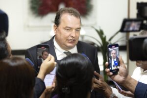 Leia mais sobre o artigo ‘Eleição a cada 5 anos eu acho produtivo’, reafirma deputado Max Russi