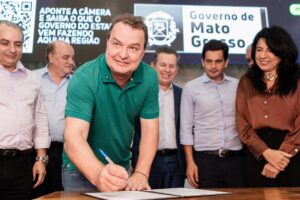Leia mais sobre o artigo Max Russi articula conquista lei do free shop em Cáceres