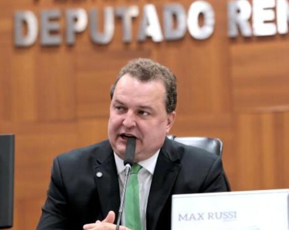 No momento, você está visualizando Max Russi pede rigor contra fraudes nos consignados