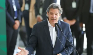 Leia mais sobre o artigo Ministro da Fazenda nega alteração da meta fiscal