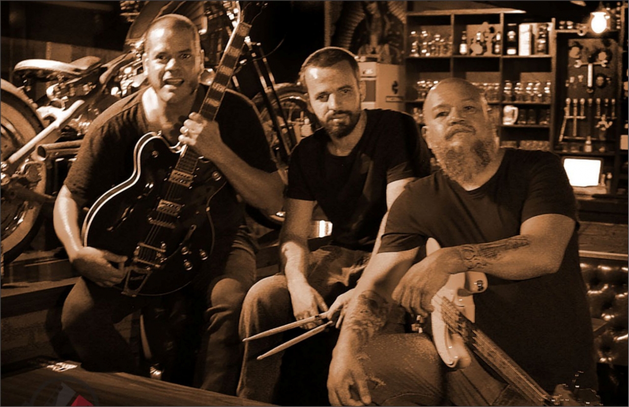 No momento, você está visualizando Power Rock Trio e Samir Jr. revisitam clássicos do rock, confira!
