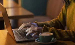 Leia mais sobre o artigo Serviços já respondem por 57% dos empregos formais no país, diz CNS