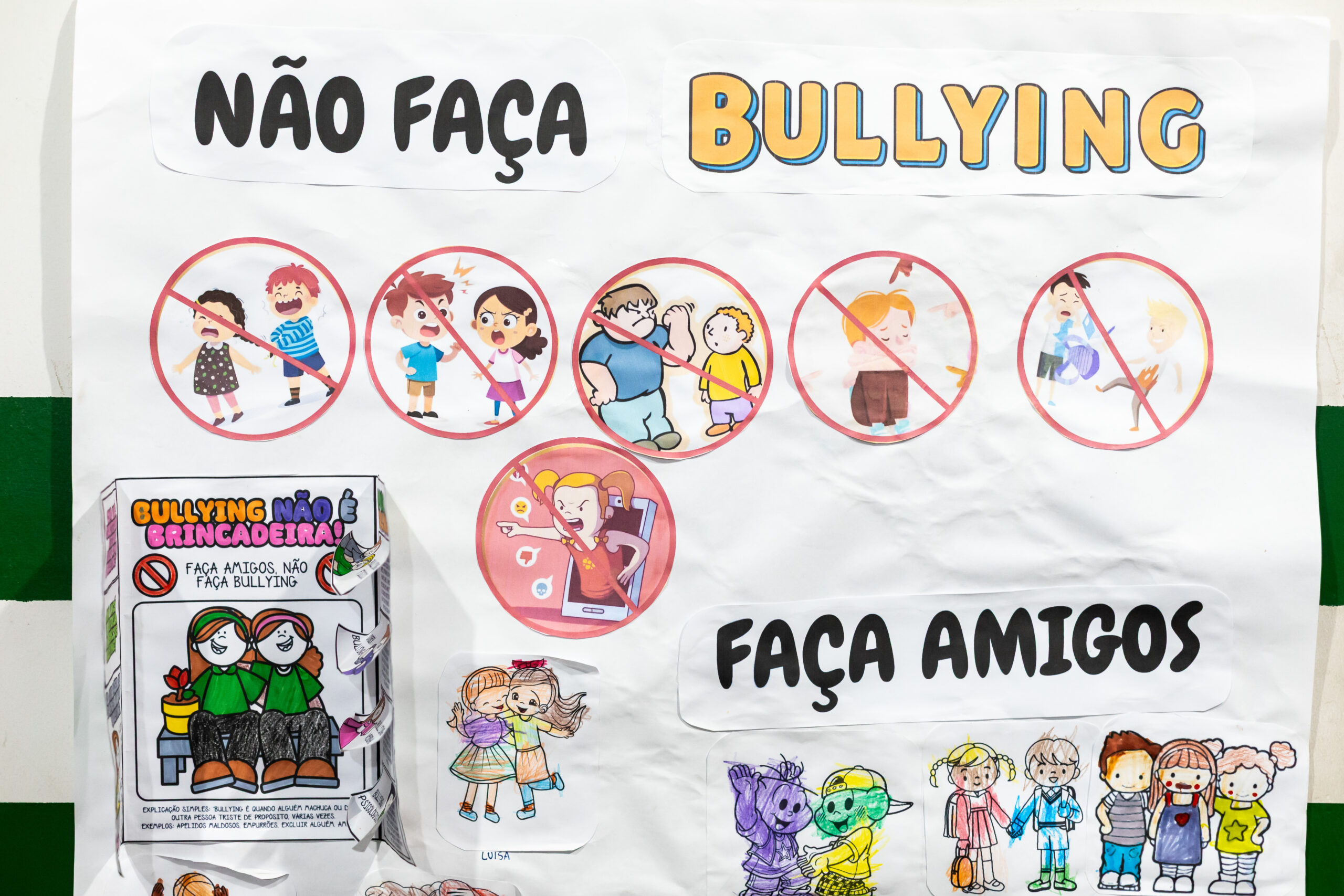 No momento, você está visualizando Alunos de Cuiabá criam desenhos alertando riscos do bullying