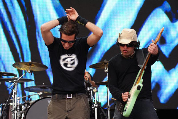 No momento, você está visualizando Capital Inicial celebra 25 anos do acústico com show em Cuiabá
