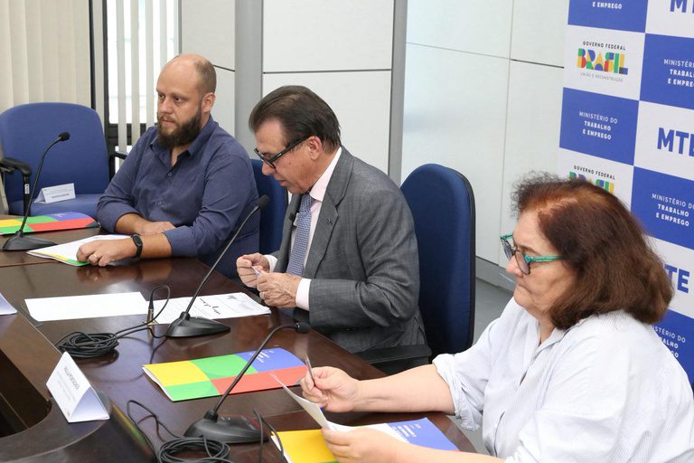 No momento, você está visualizando Mercado de trabalho cria mais de 129 mil empregos formais em julho
