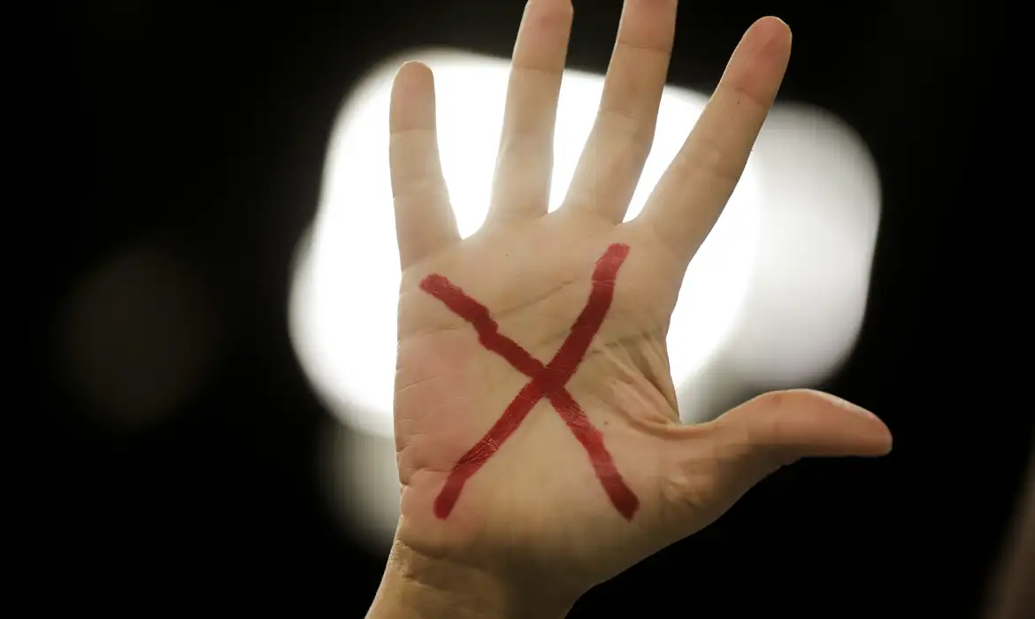 No momento, você está visualizando Violência digital contra mulheres atinge níveis alarmantes