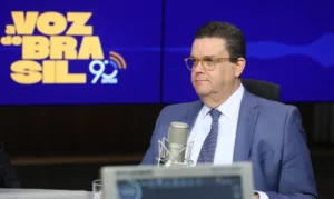 Leia mais sobre o artigo Governo quer reduzir fila do INSS para até 45 dias