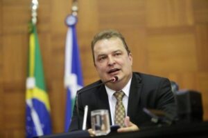 Leia mais sobre o artigo Max Russi cobra Governo para aplicar 60 leis contra violência doméstica