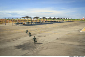 Leia mais sobre o artigo Polônia restringe tráfego aéreo na fronteira Leste