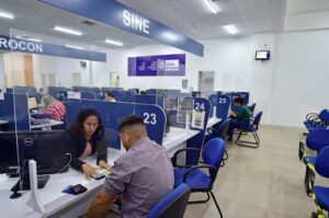Leia mais sobre o artigo Sine Estadual disponibiliza mais de 2,4 mil vagas de trabalho