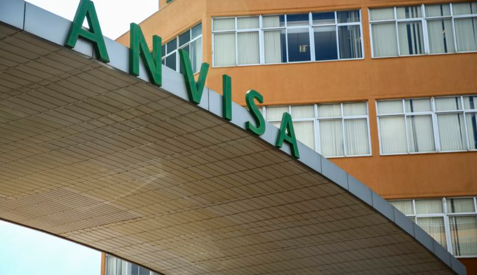 No momento, você está visualizando Suplementos irregulares à base de cúrcuma e chá verde são proibidos pela Anvisa