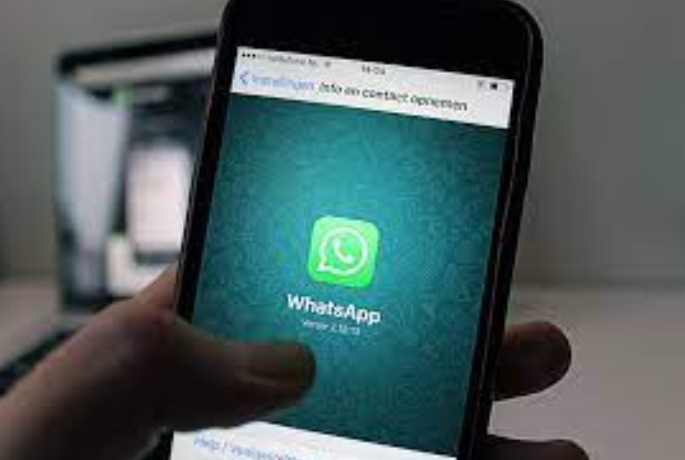 No momento, você está visualizando Brasil é alvo de novo vírus que se espalha sozinho pelo WhatsApp Web