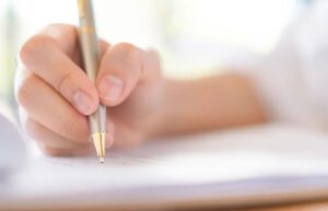 Leia mais sobre o artigo ENEM 2025: MEC dá dicas para escrever redação nota 10