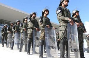 Leia mais sobre o artigo O Que É GLO? Entenda Quando as Forças Armadas Vão Às Ruas