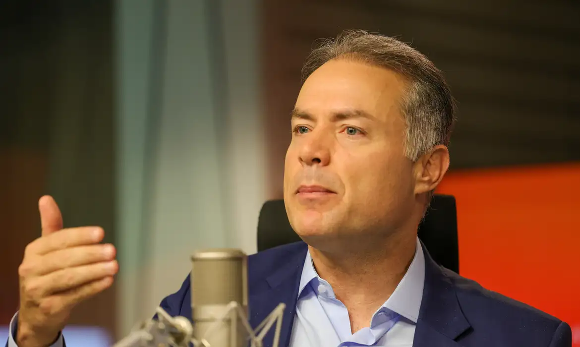 No momento, você está visualizando Governo oferecerá cursos gratuitos para obtenção de CNH