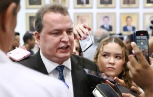 Leia mais sobre o artigo Max Russi confirma saída do PSB para o Podemos