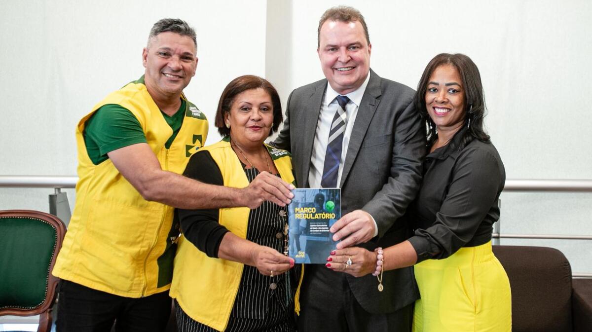 No momento, você está visualizando Max Russi reforça valorização dos agentes de saúde e de combate às endemias