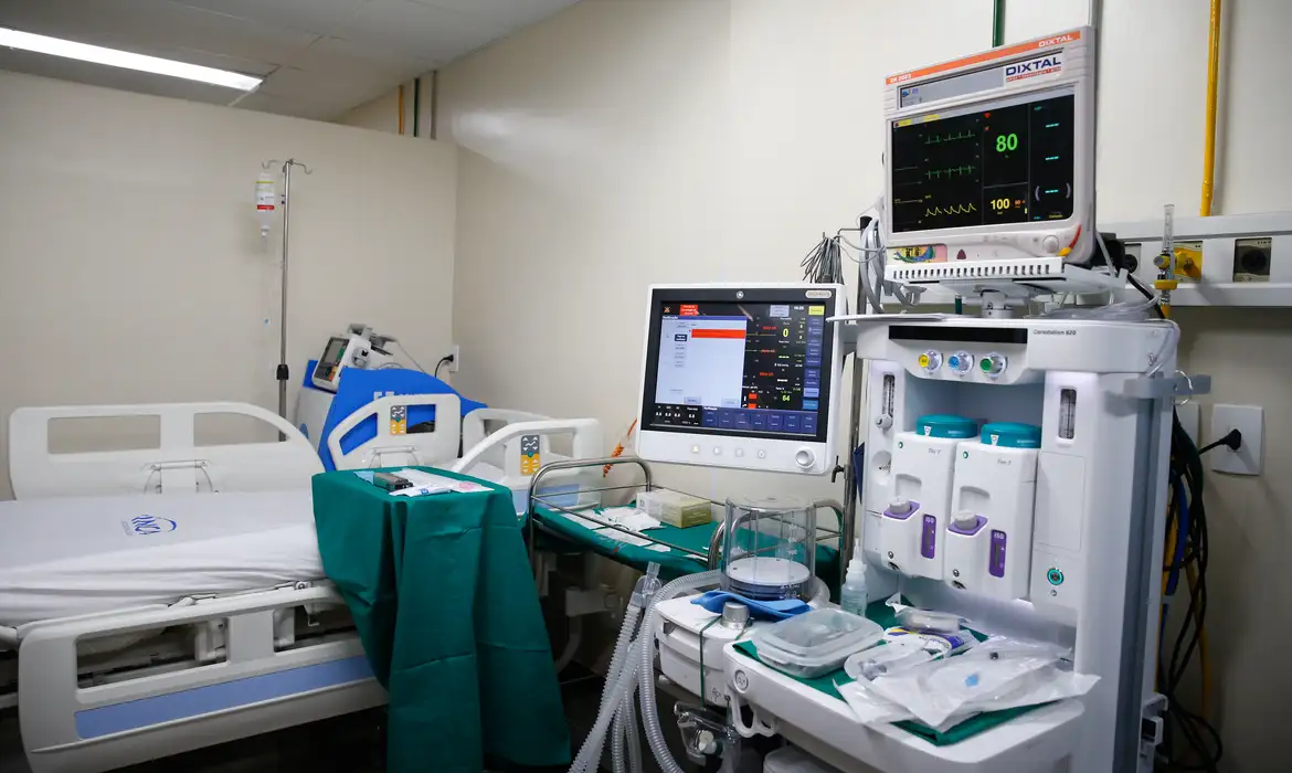 No momento, você está visualizando SUS fará cirurgia de câncer de próstata por robô