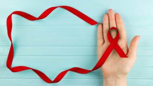 Leia mais sobre o artigo O que é o Dezembro Vermelho e qual sua relação com a Aids?