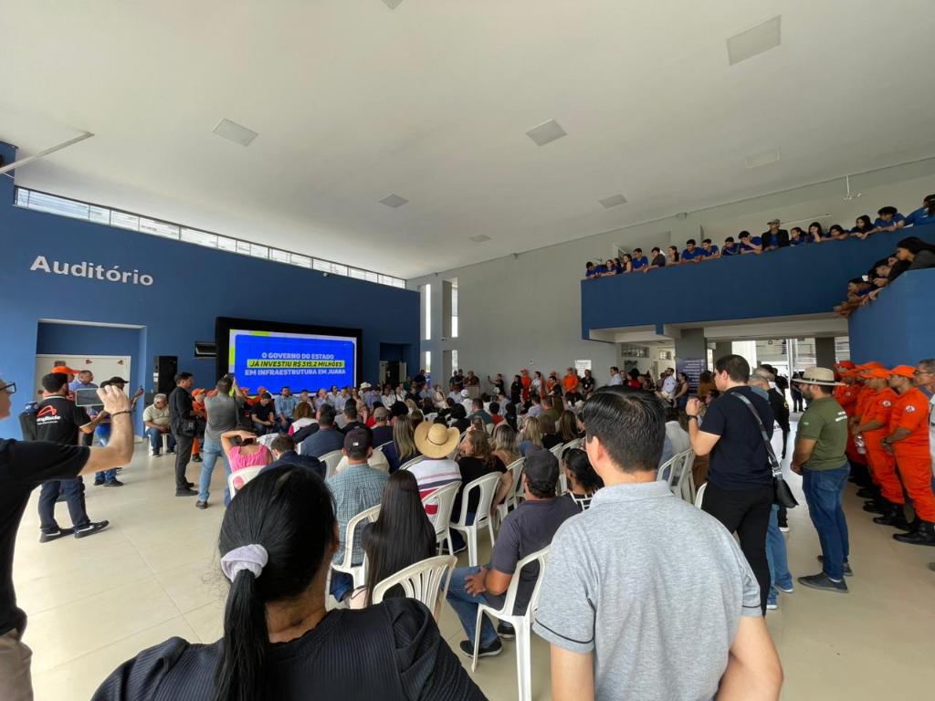 No momento, você está visualizando Governo de MT inaugura Escola Técnica Estadual em Juara