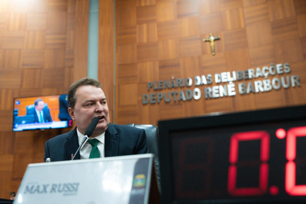 No momento, você está visualizando Max Russi finaliza primeiro ano à frente da ALMT com avanços