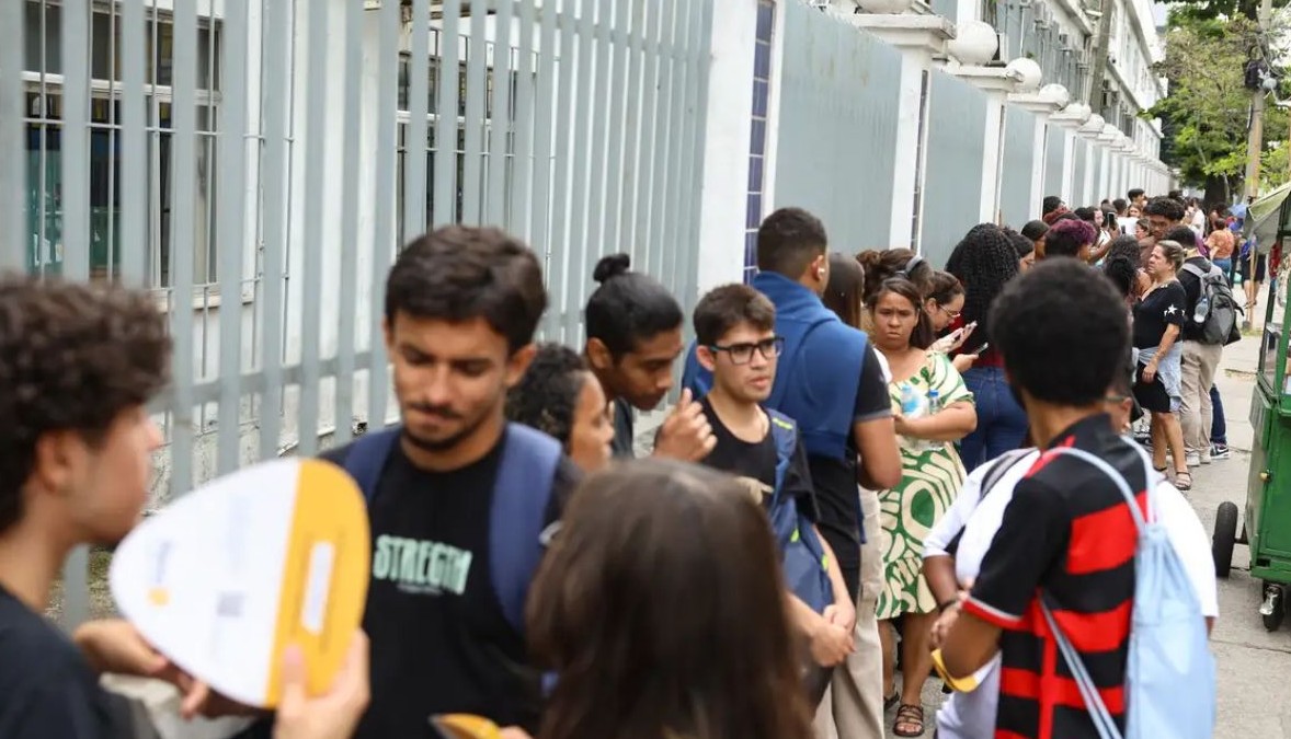 No momento, você está visualizando Governo anuncia ferramentas para orientar candidatos do Enem
